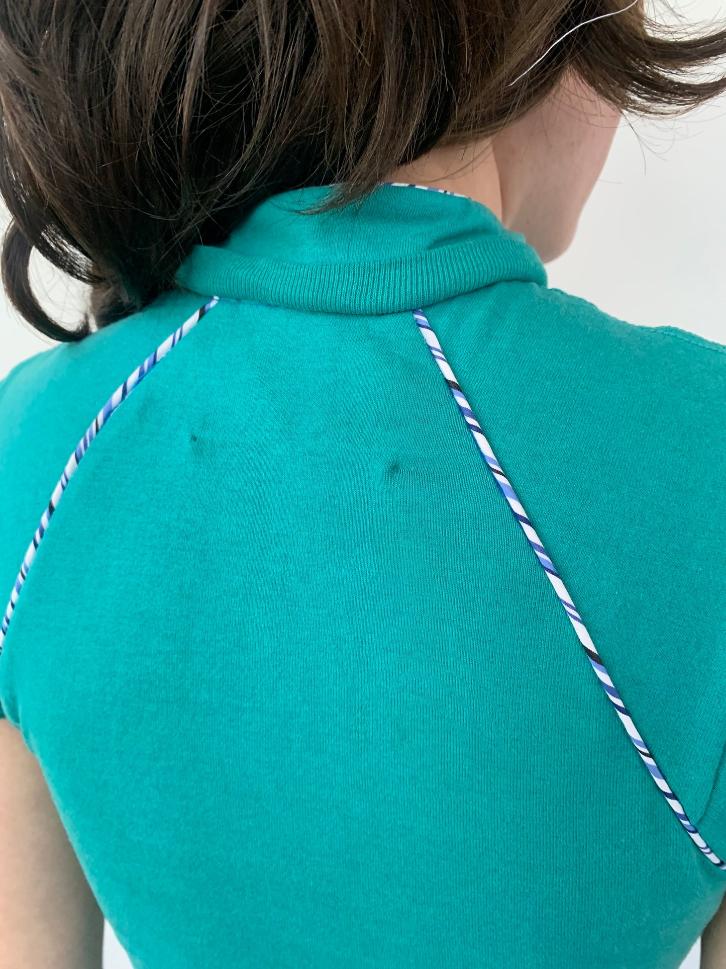 Diagonal Polo Cutout
